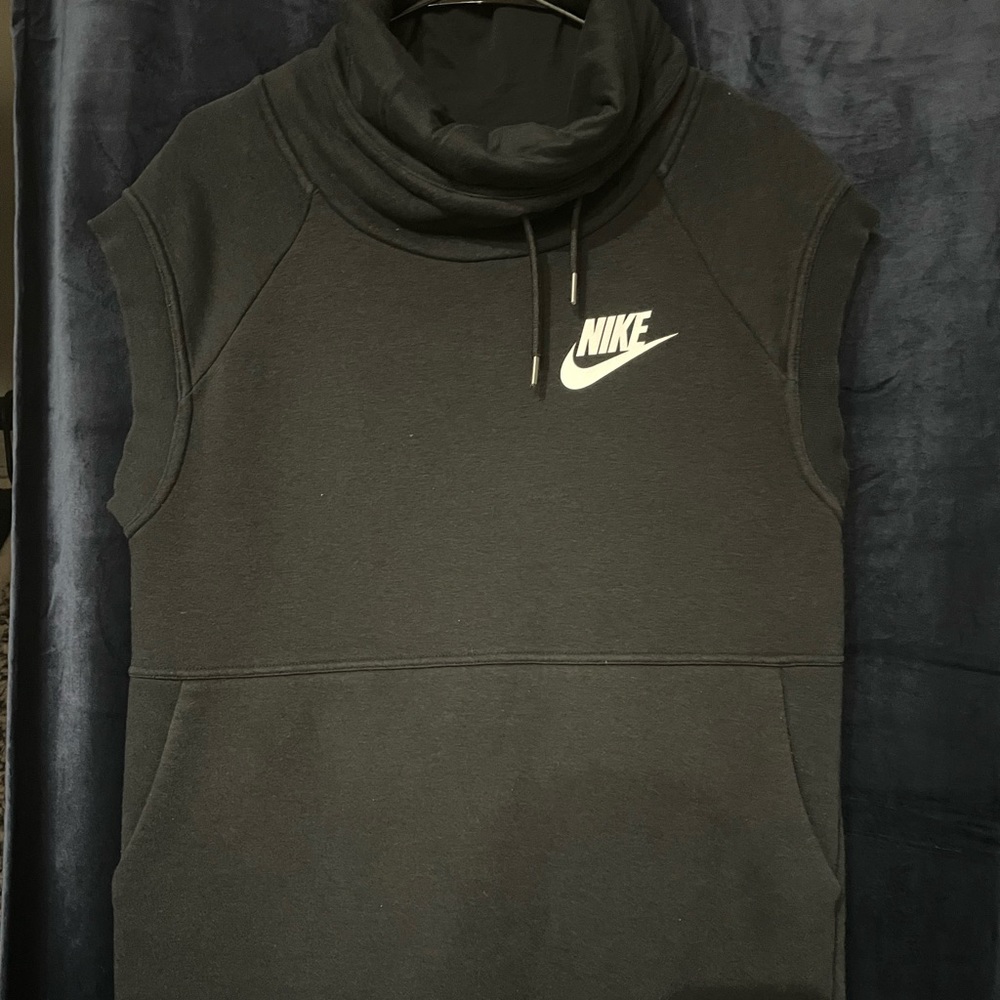 Nike Women's Sportswear Rally Funnel Sleeveless Top Black